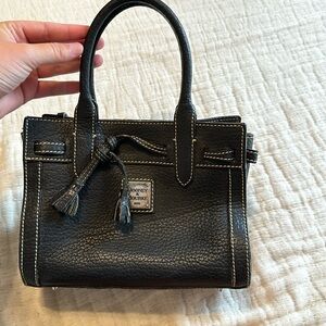 Dooney & Bourke purse